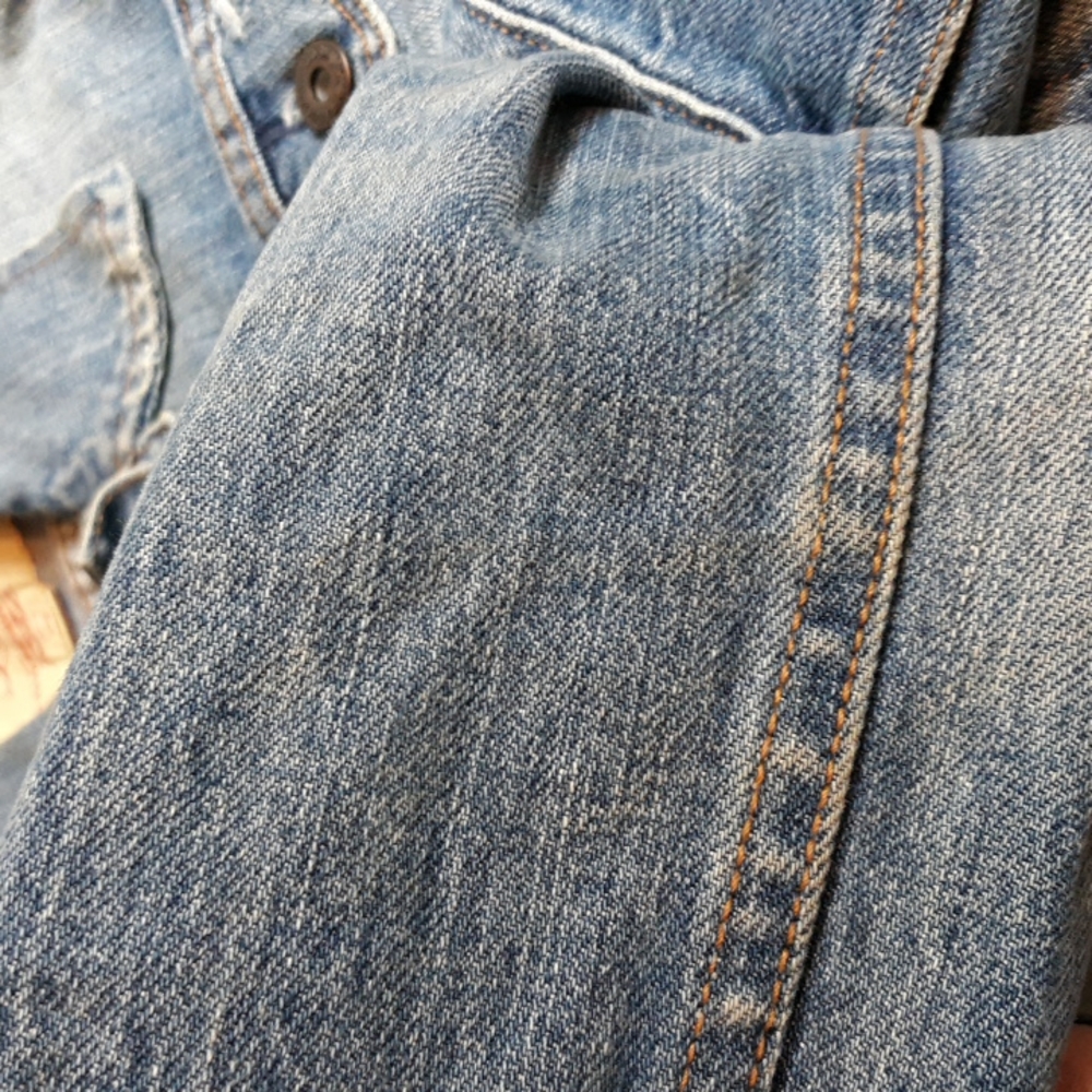 Levis Lilo Stitch Jean Jacket XS - Picture 16 of 17